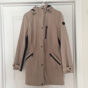 Calvin Klein Tan And Black Thrench Coat Size:S.
